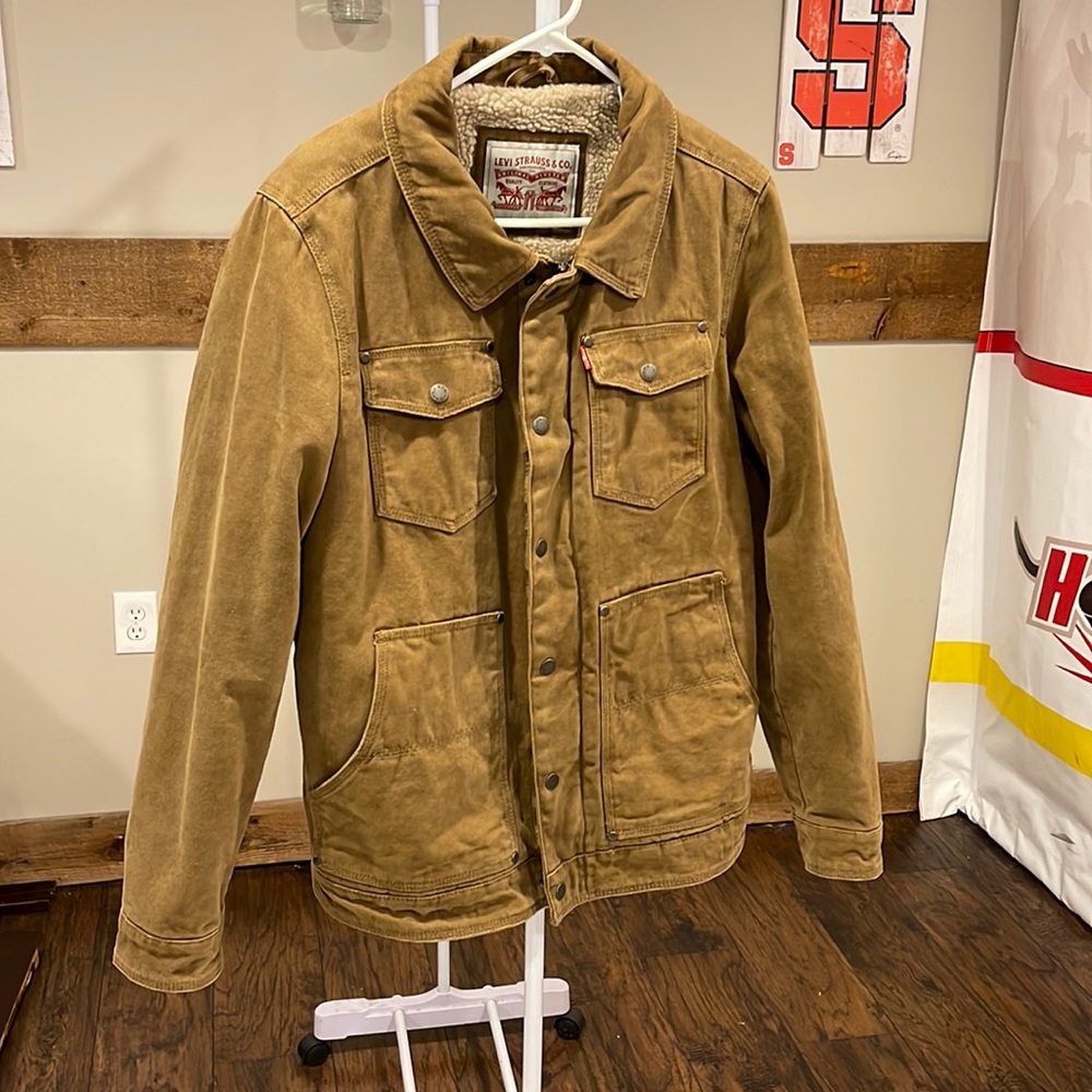 Levi Sherpa lined coat